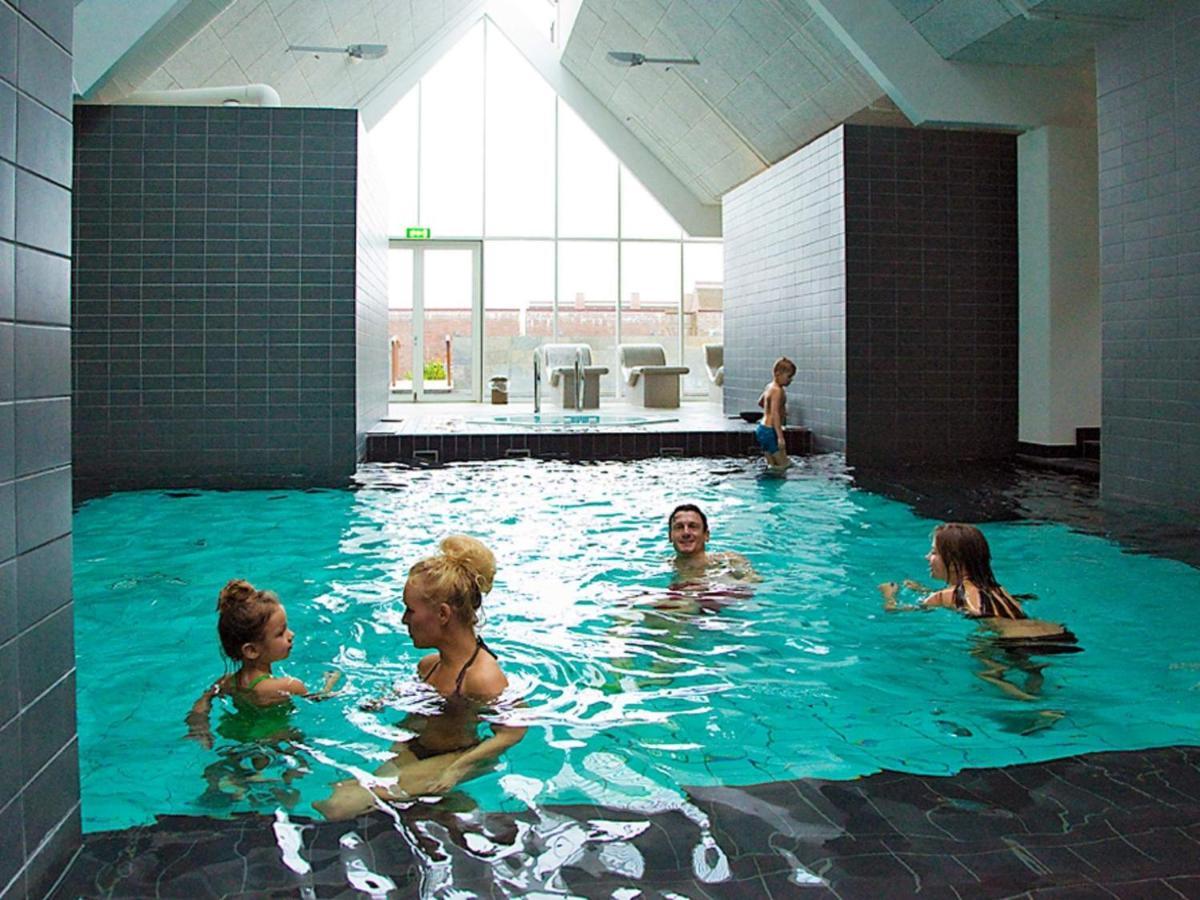 8 Person Holiday Home On A Holiday Park In Romo Sonderby  ภายนอก รูปภาพ