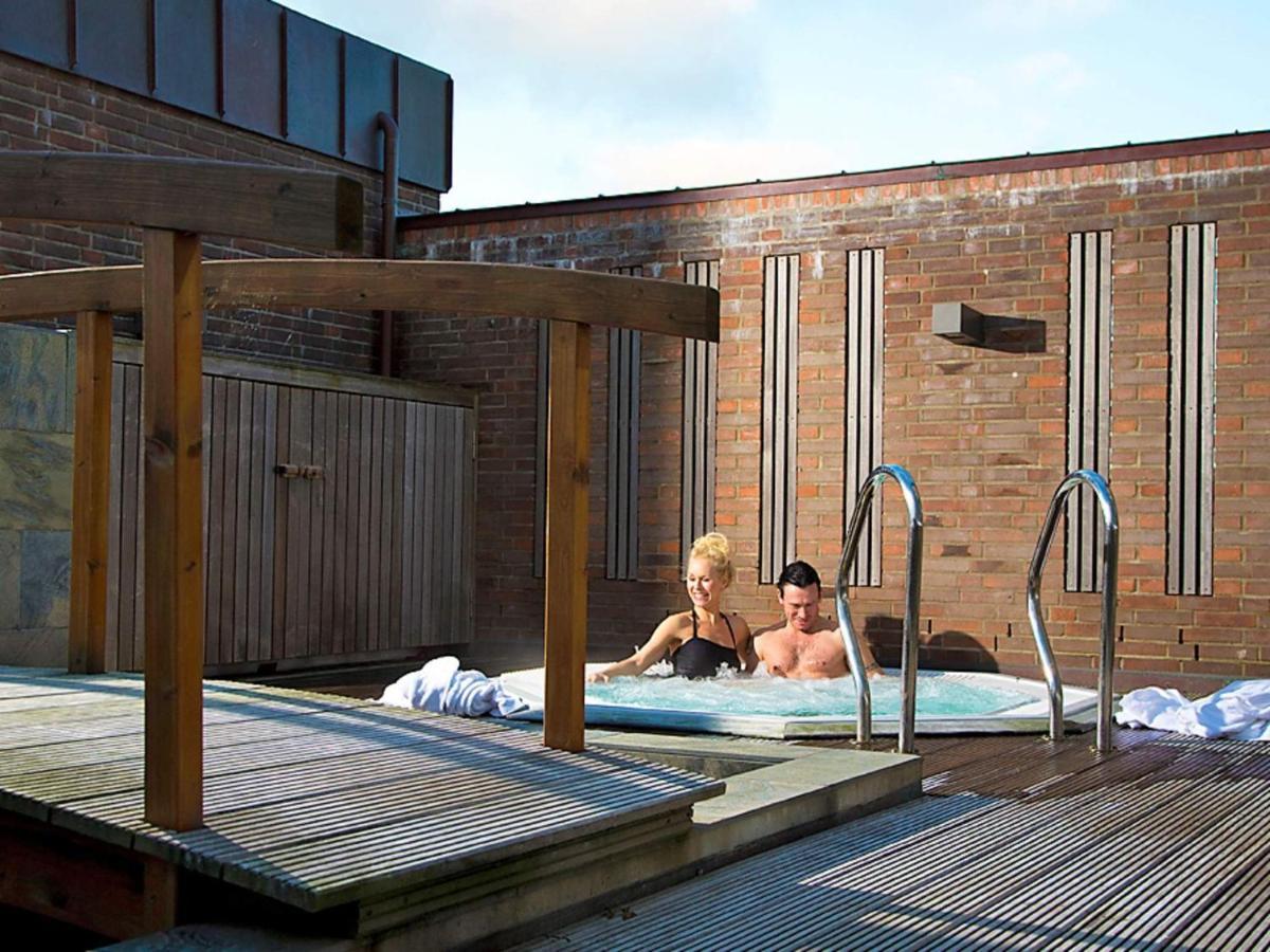8 Person Holiday Home On A Holiday Park In Romo Sonderby  ภายนอก รูปภาพ