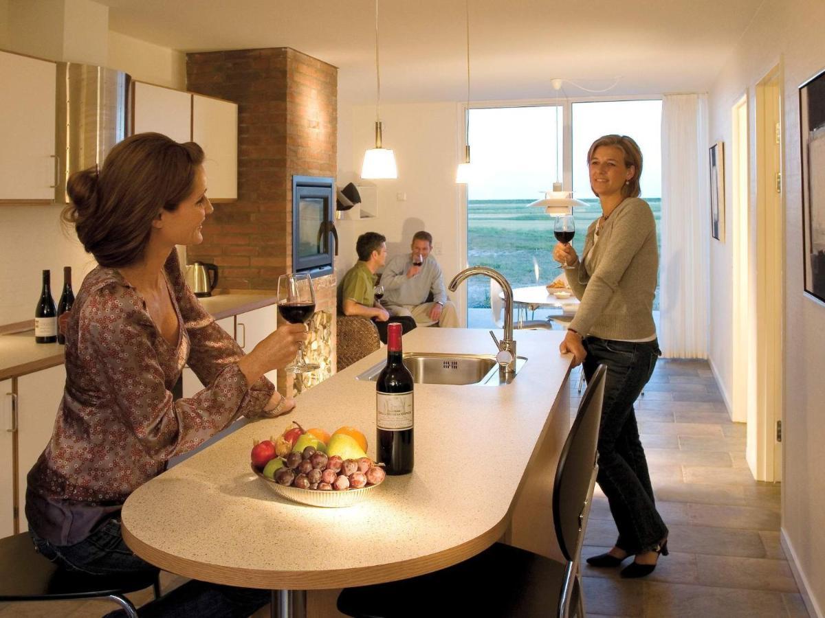 8 Person Holiday Home On A Holiday Park In Romo Sonderby  ภายนอก รูปภาพ